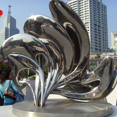 Polishing Outdoor Pool Stainless Steel Mirror Sculpture Welcome To Figure
